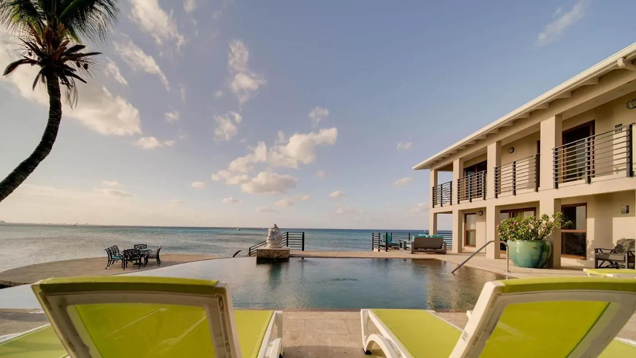 Seven Mile View Condo #3B West Bay Holiday home
