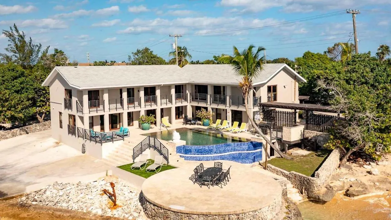 Seven Mile View Condo #3B West Bay Holiday home