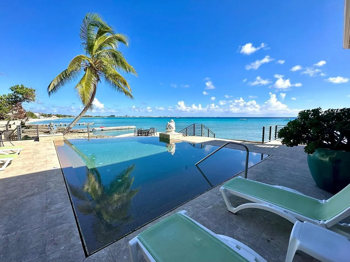 Seven Mile View Condo #3B West Bay Holiday home