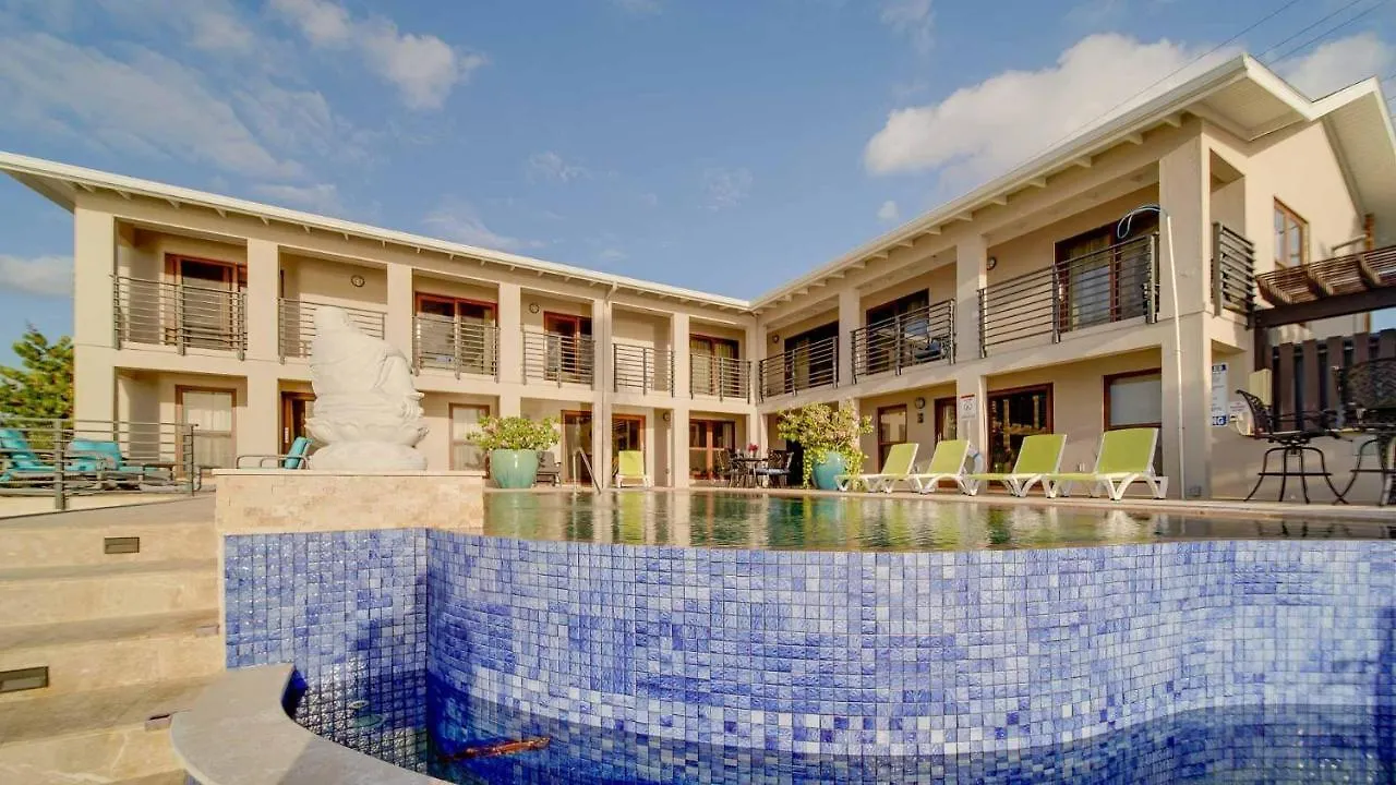 Holiday home Seven Mile View Condo #3B West Bay Cayman Islands