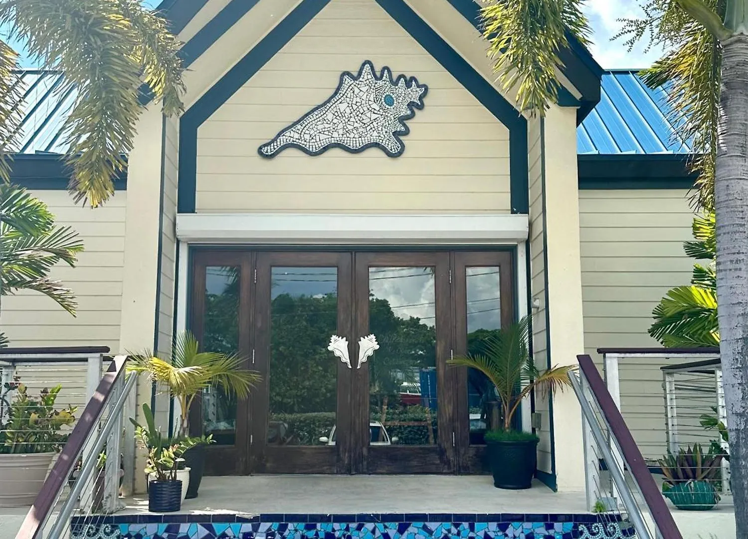 Holiday home Seven Mile View Condo #3B West Bay
